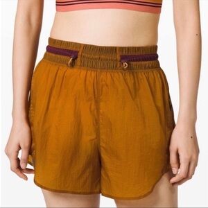 lululemon x Roksanda Break New Ground Short Packable NWT Sz 12